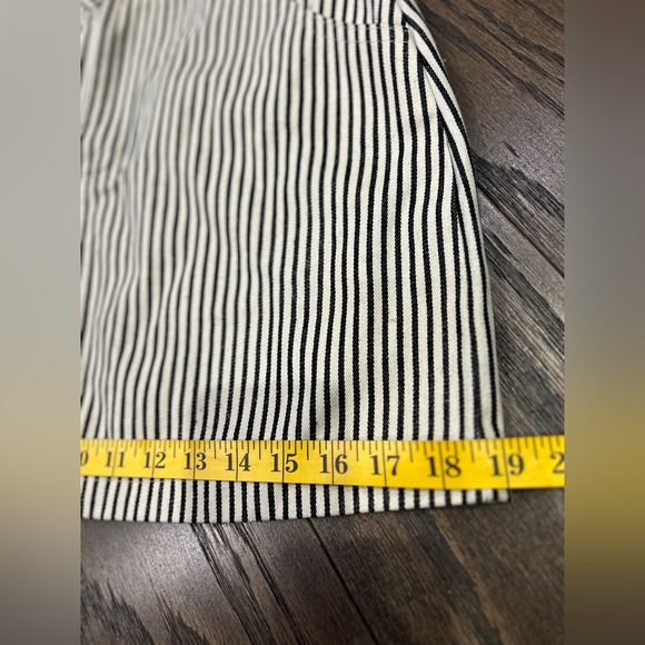 FIKA the Brand Skirt - Picture 7 of 12